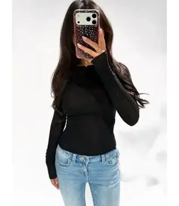 Basic cashmere top