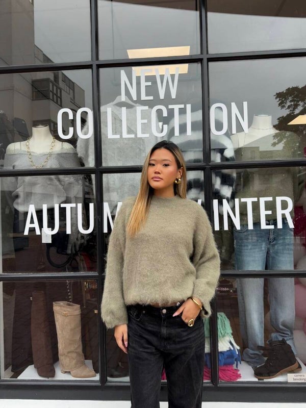 Fien fluffy sweater