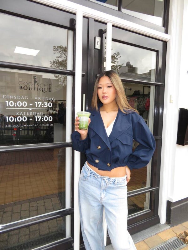 Daily cropped trenchcoat