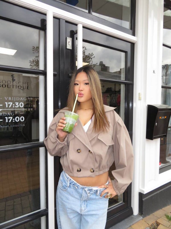 Daily cropped trenchcoat