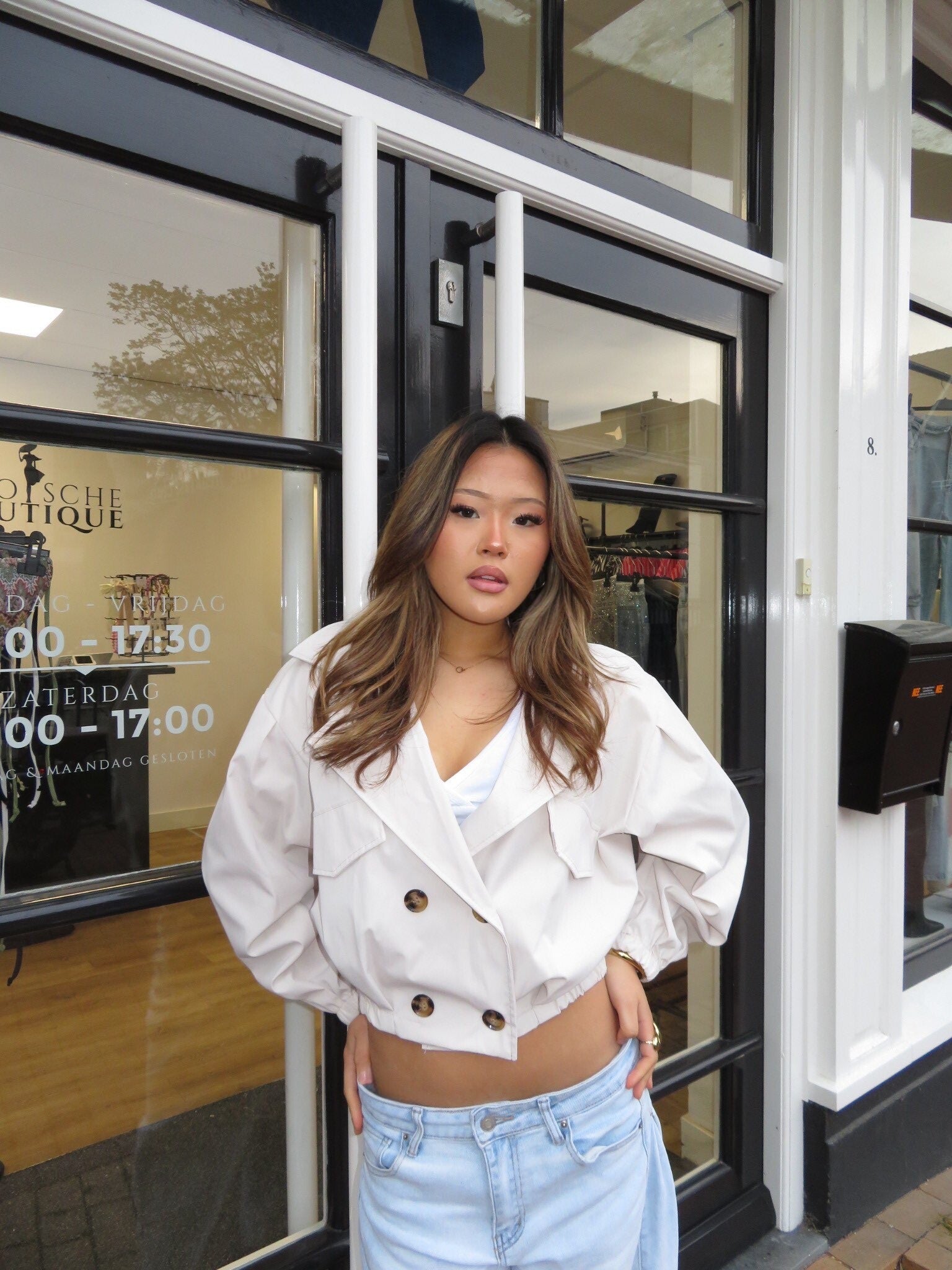Daily cropped trenchcoat