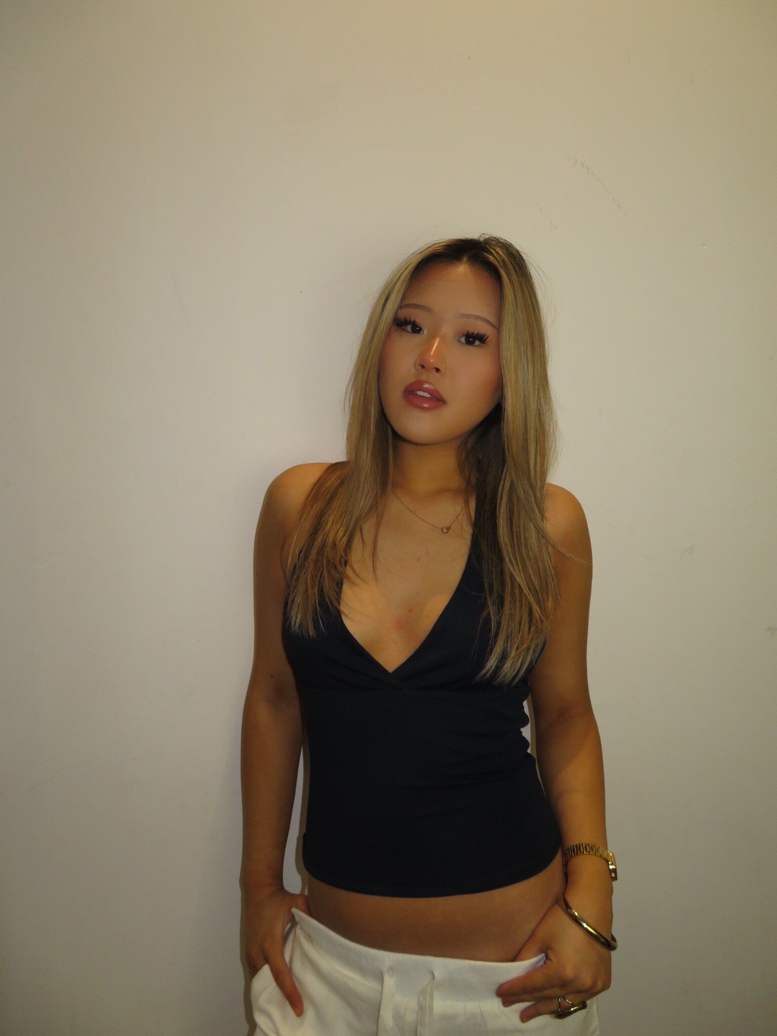 Backless halter top