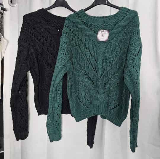 Jersey de punto con ochos y calados