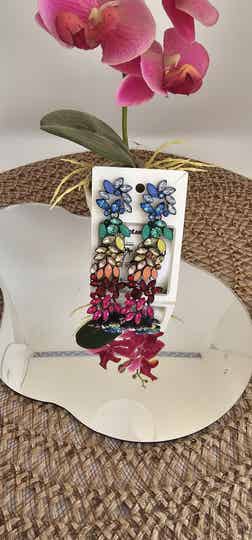Pendientes largos en multi color