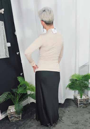 Falda larga de raso