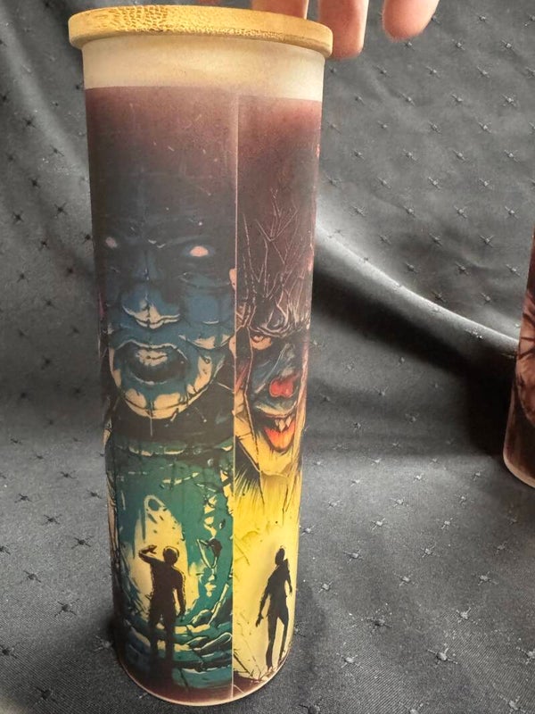 H  025  multi visage horreur