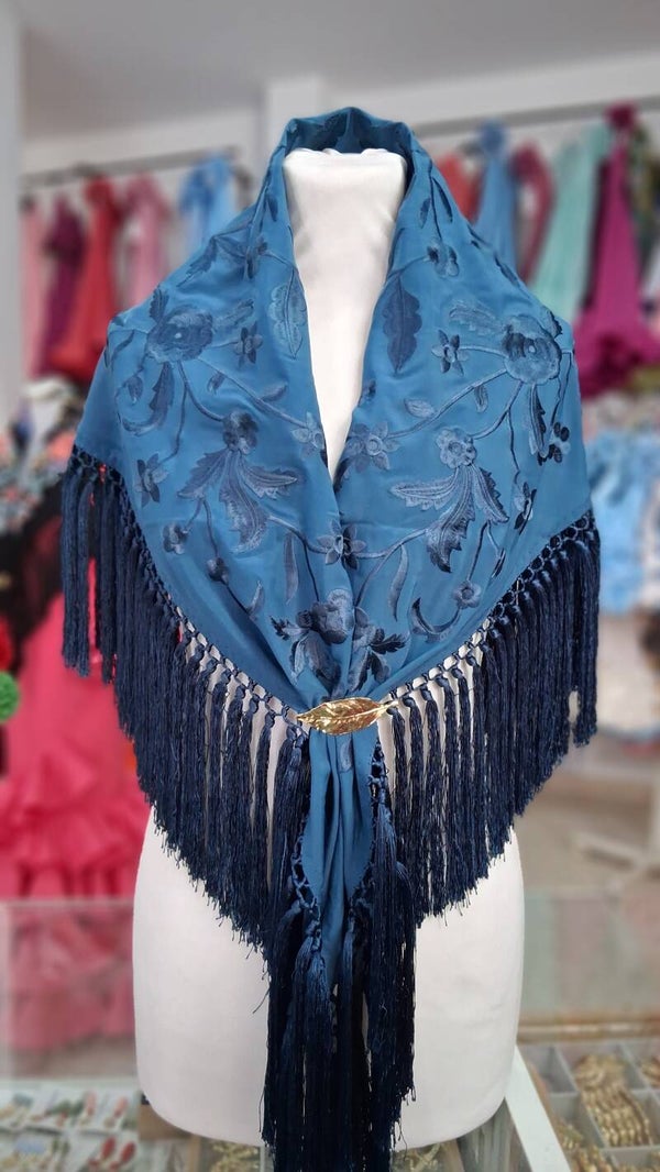 Mantón bordado azul petróleo unicolor