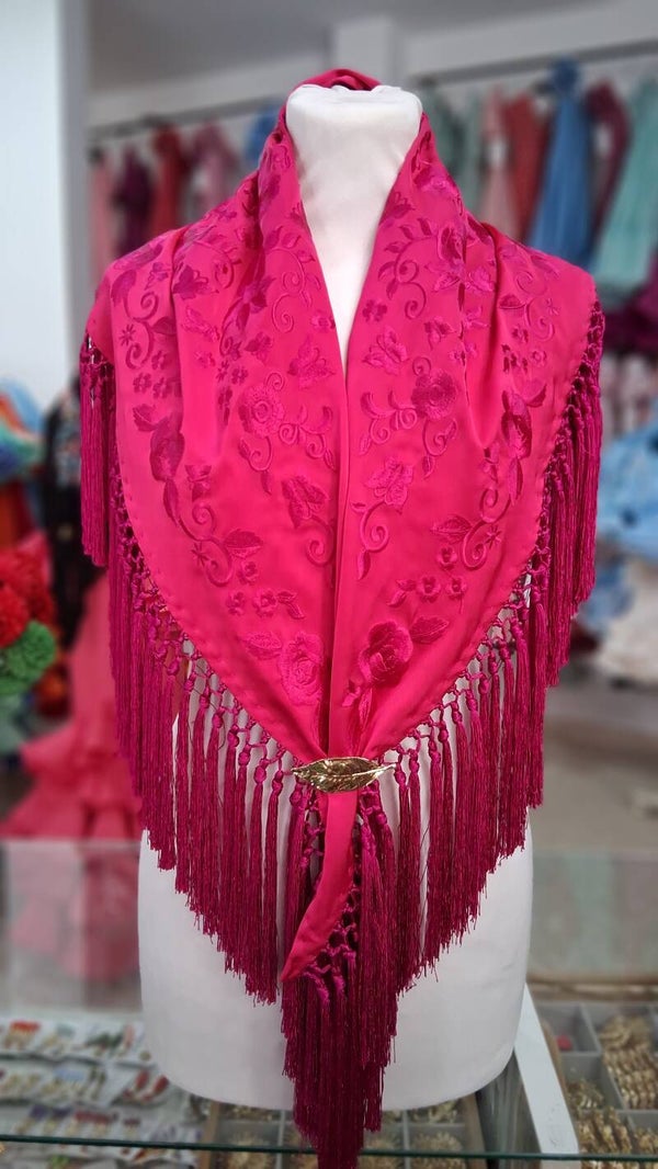 Mantón bordado rosa fucsia unicolor