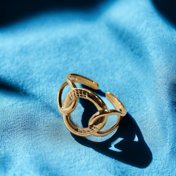 Anillo 3 entrelazado