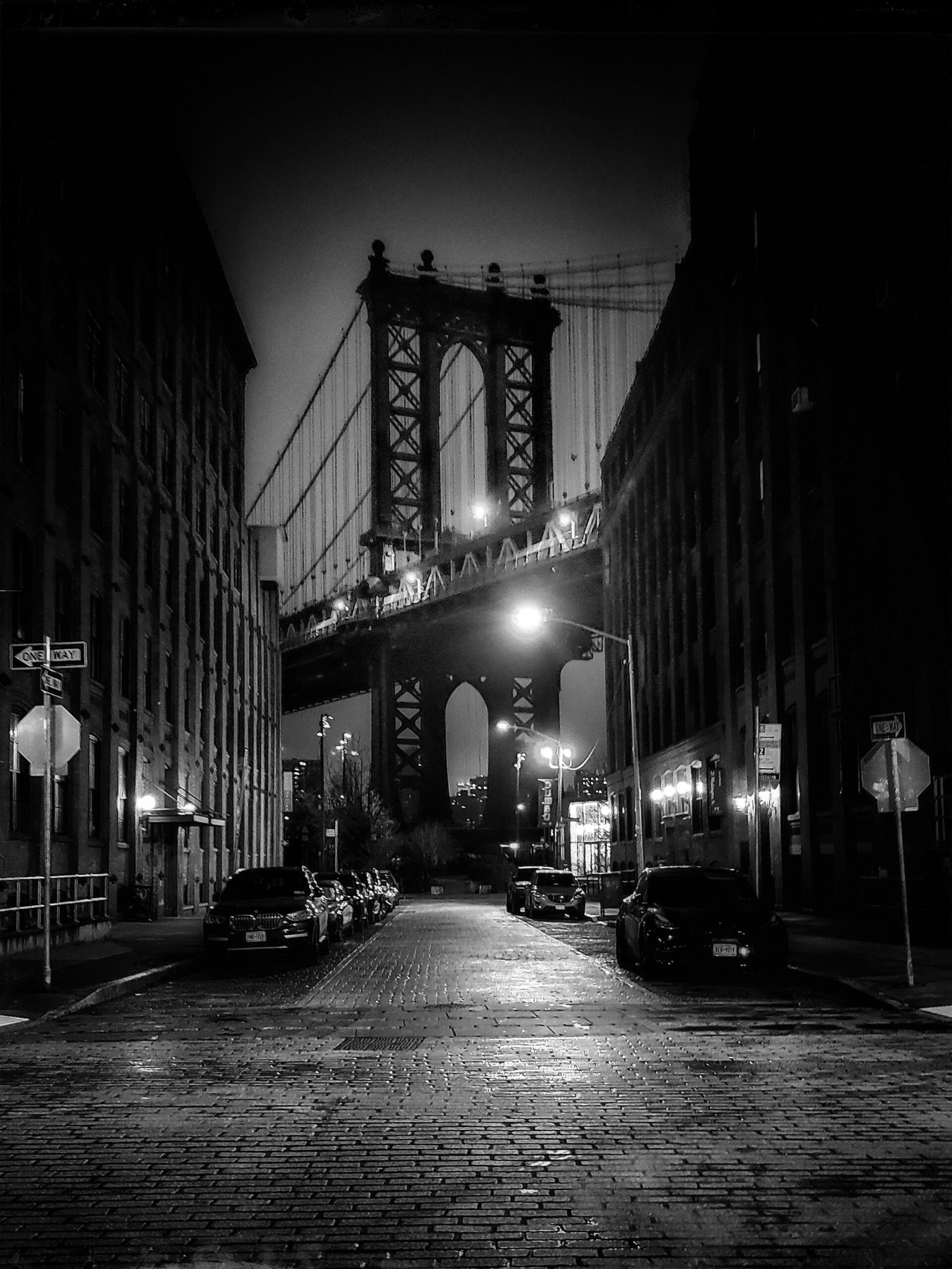 Dumbo by night 50x67