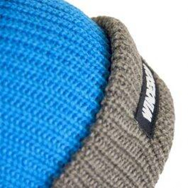 Knitted floating beanie