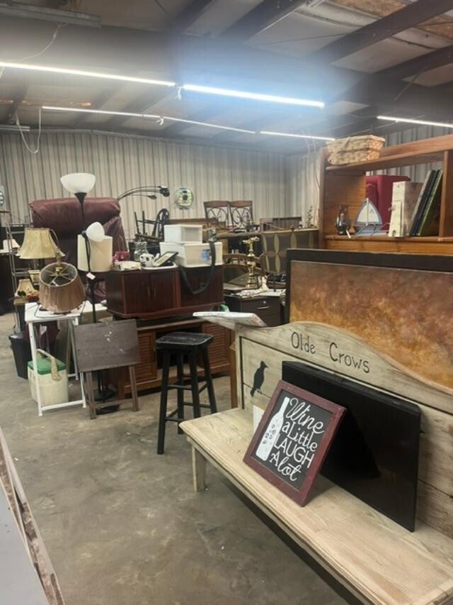 furniture-misc-standard-bibwtk.jpg