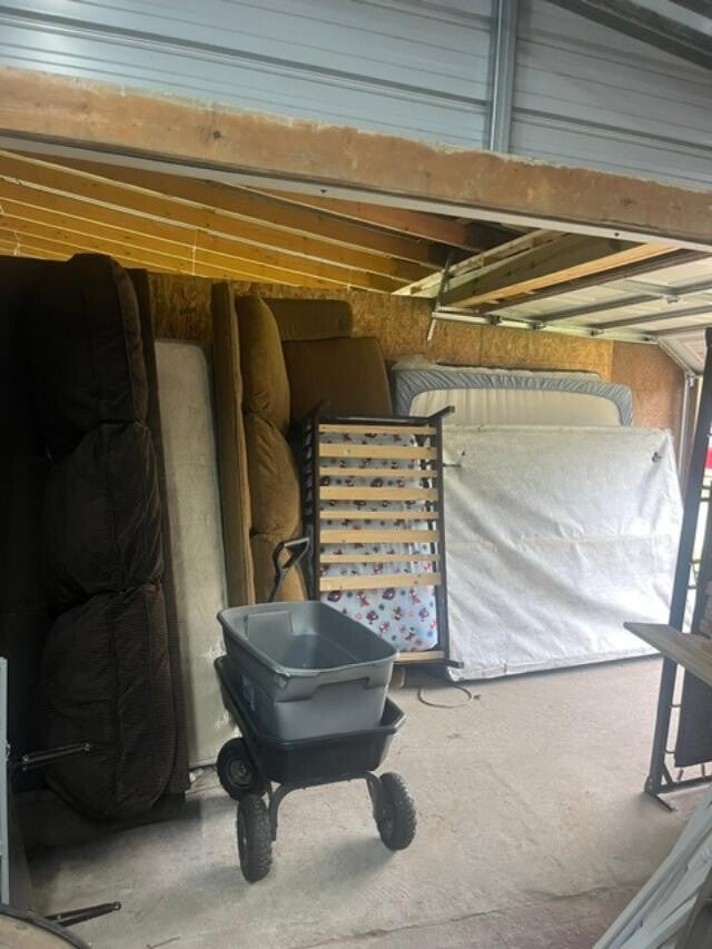 mattresses-box-springs-standard.jpg