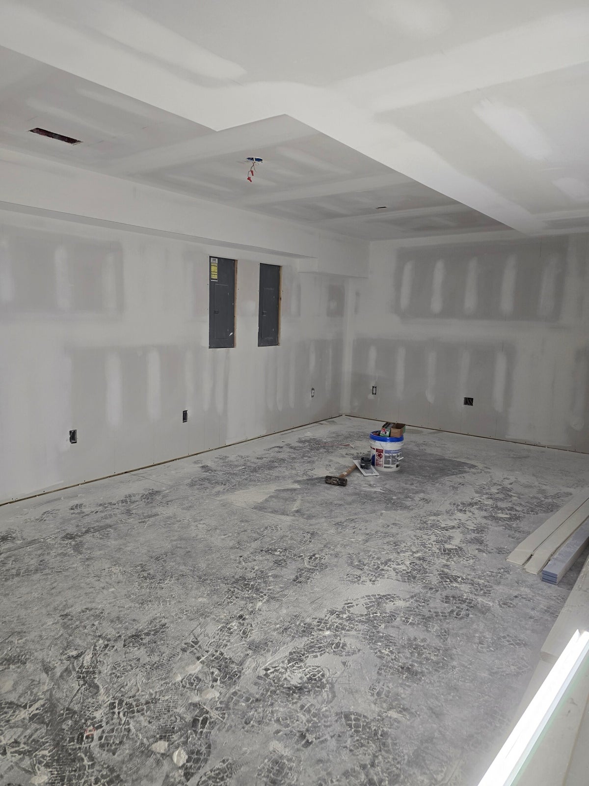 J&G BUILDER RENOVATION