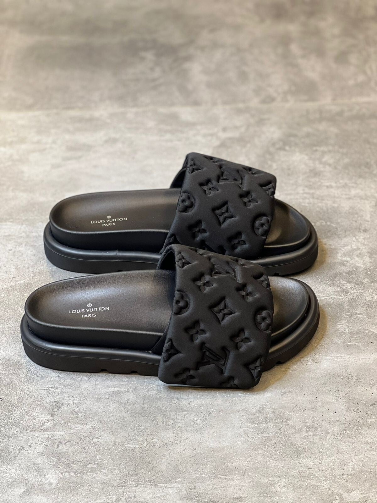 Monogram puffer Slippers – Zwart – Maat 38 t/m 41