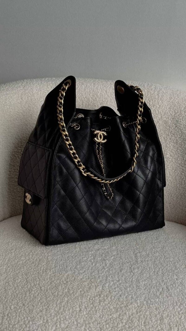Statement bag black