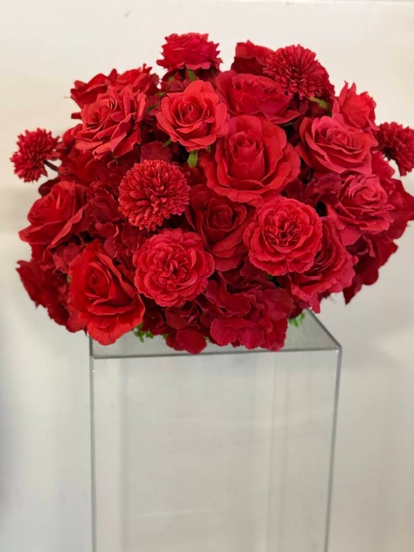 Rode Bloemen tafel boeket rond