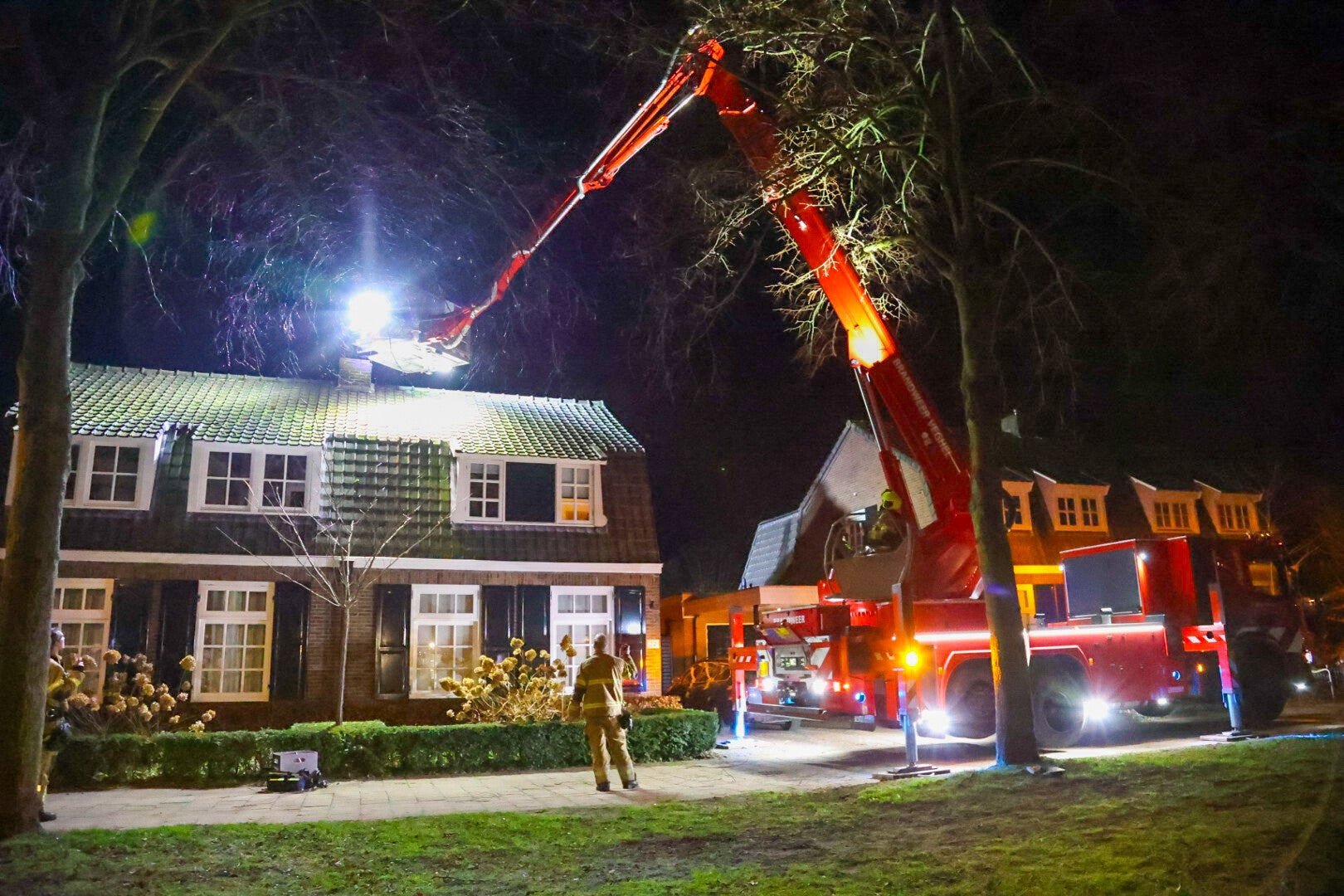 Schoorsteenbrand Schijndel snel geblust 