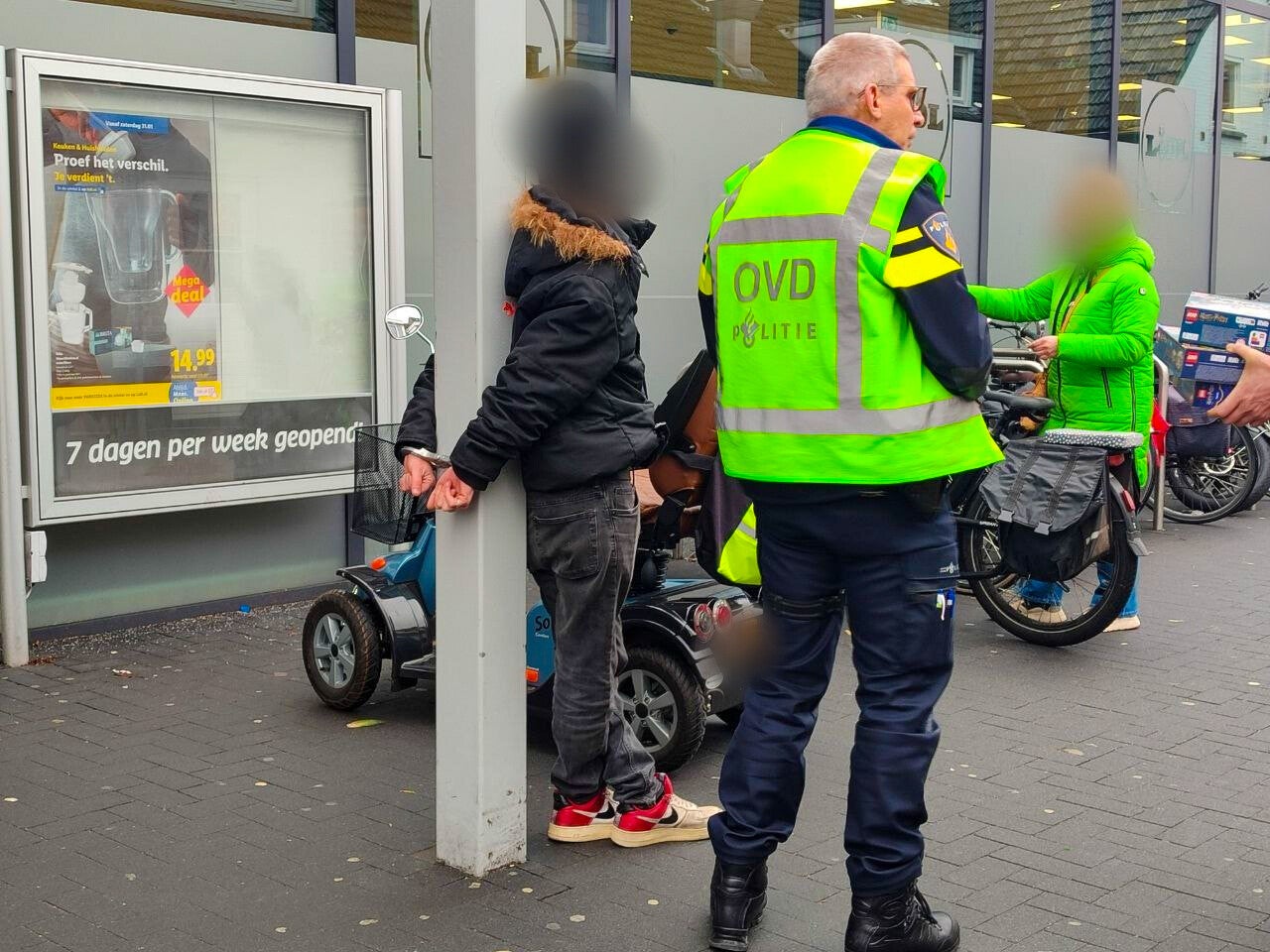 Politie arresteert lego dief in centrum Uden