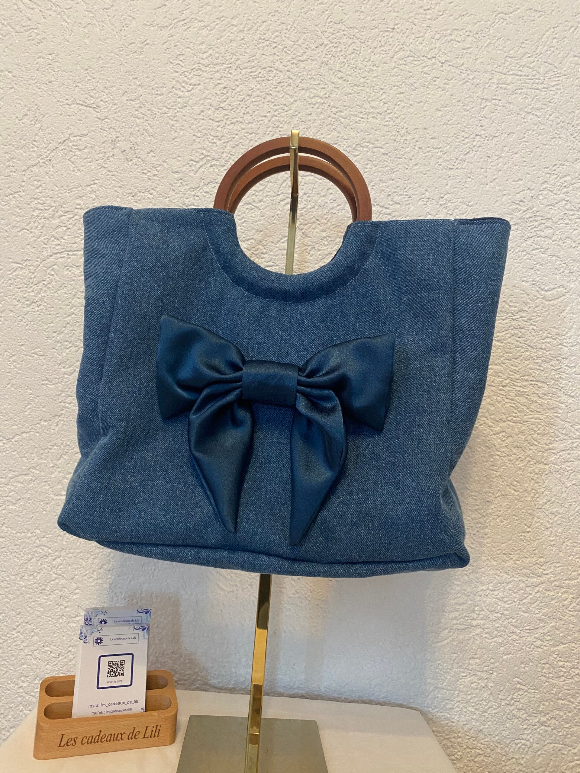 Accessoire noeud bleu