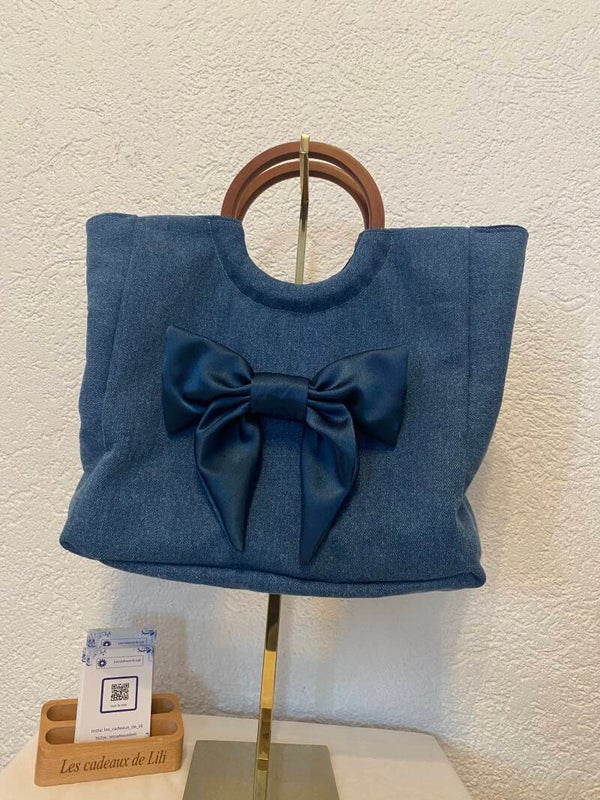 Accessoire noeud bleu