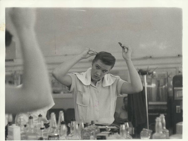 Elvis Presley - January 29, 1978 [UK] - Publicity Photo