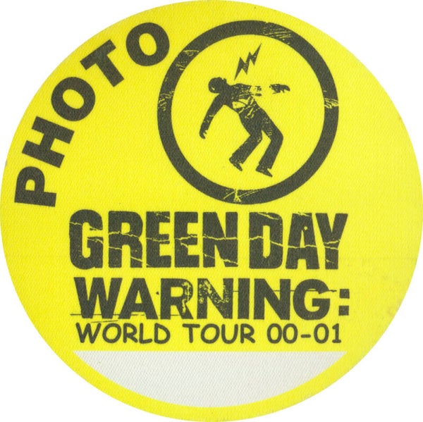 Green Day - World Tour 00-01 - Photo - Yellow - 2000 [USA] - Backstage Pass