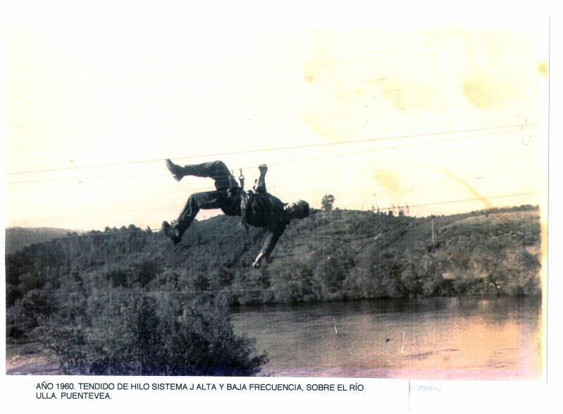 Celadores sobre o río Ulla