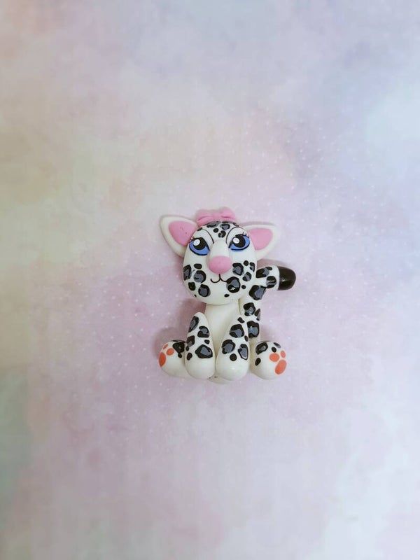 Chetah white 02 (medium)