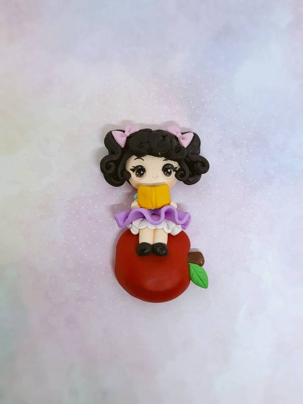 Apple girl black hair