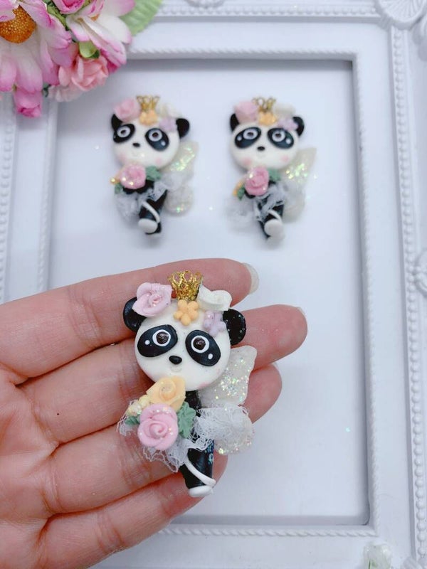 Dancing panda