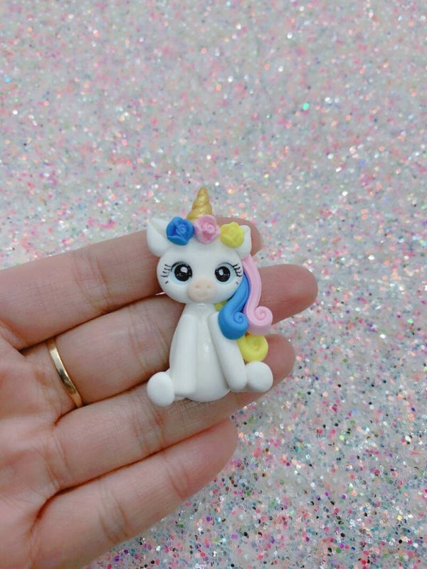 Unicorn roze+geel+blauw haar