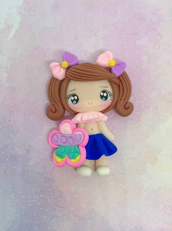 Fidget girl flower