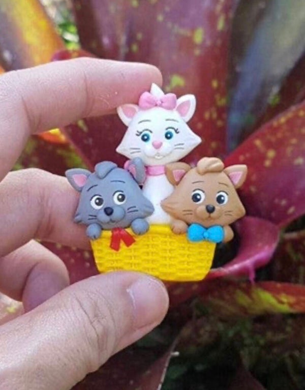 3 cats