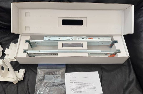 APPLE RACK MOUNT RAILS LEFT/RIGHT KIT - Mac Pro A2304 2019