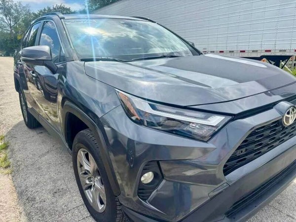 TOYOTA RAV4 2024