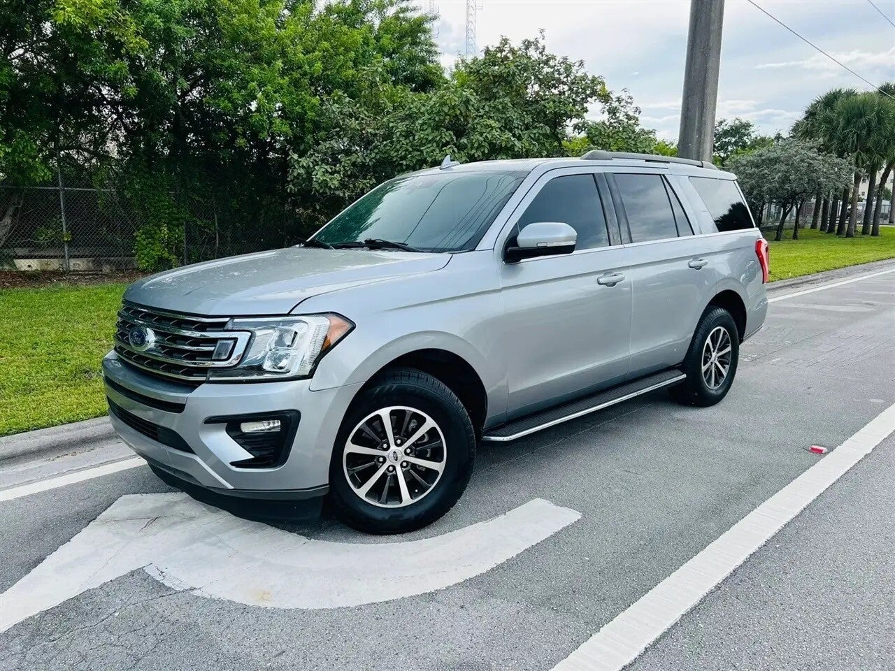 2020 Ford Expedition XLT Sport