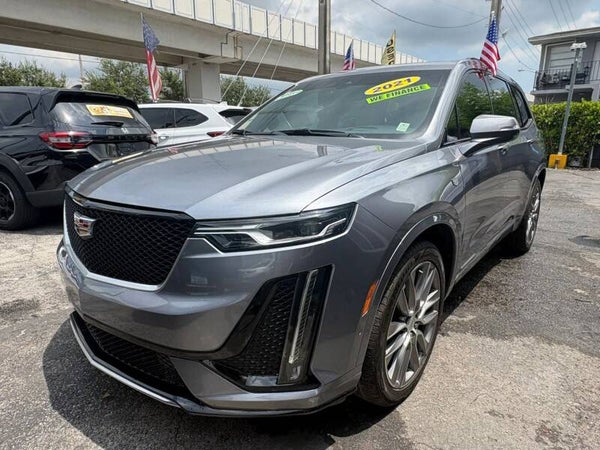 2021 CADILLAC XT6