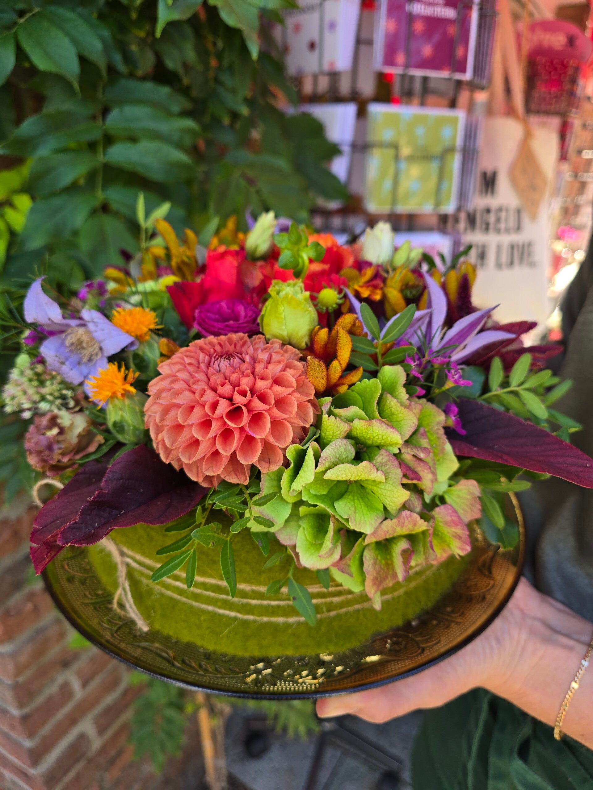 Feestje - Bloementaart 22 cm