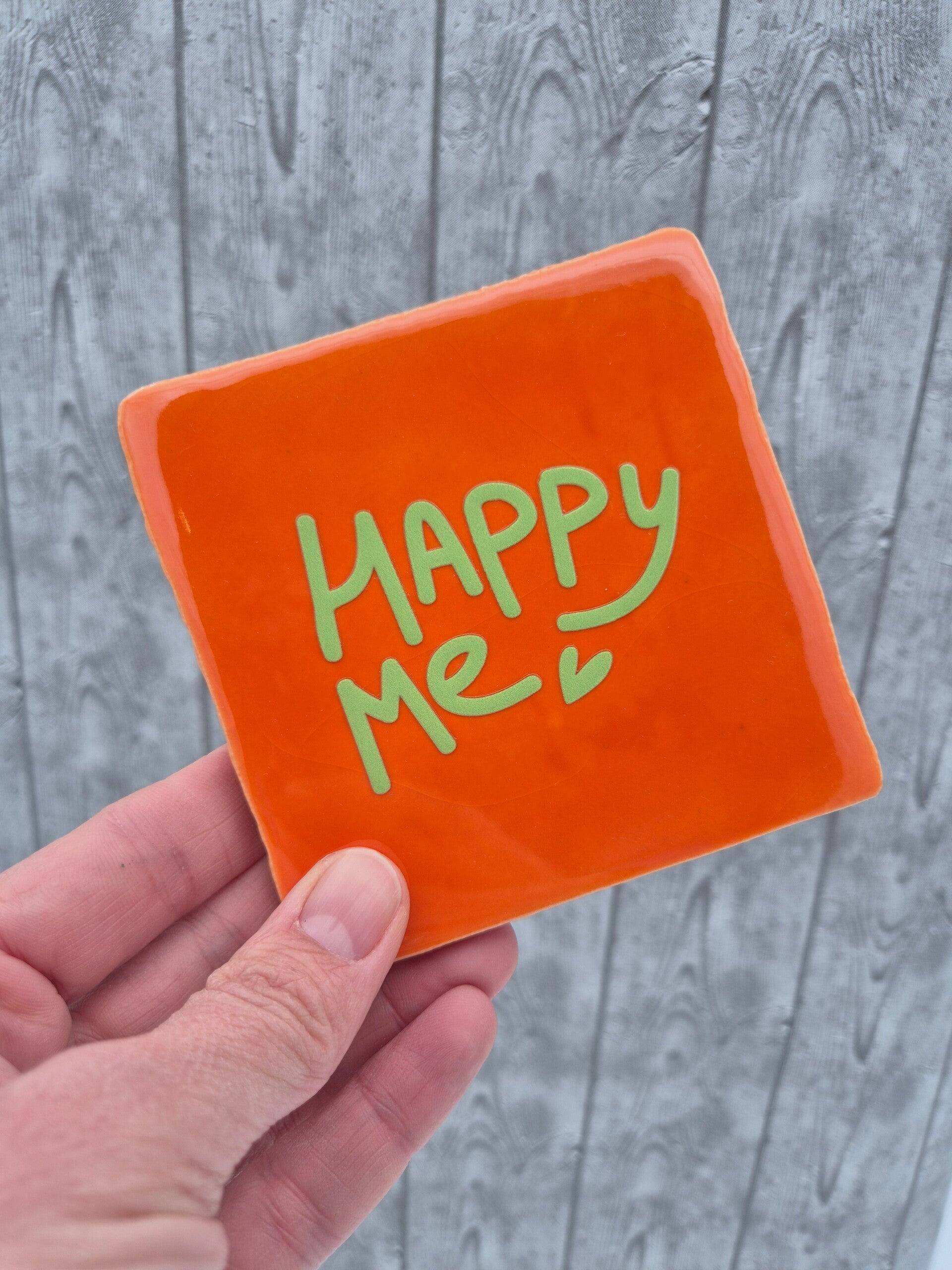 Tegeltje 'Happy me' - oranje/groen