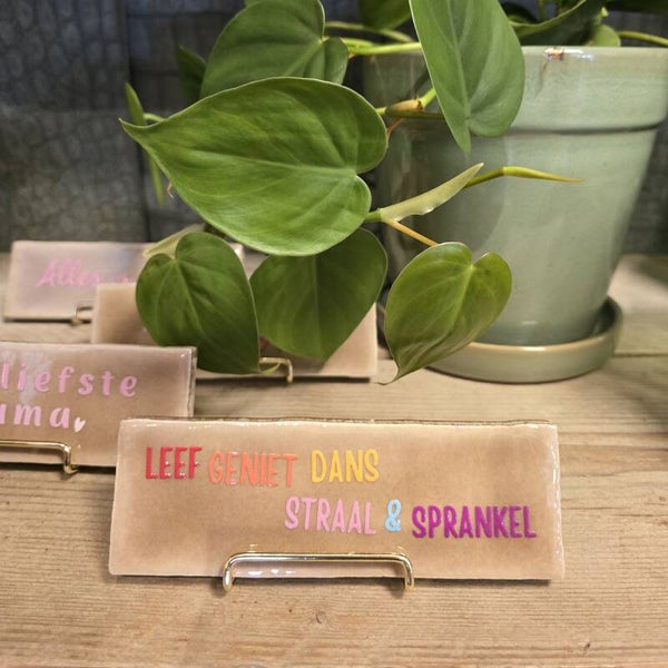 Tegeltje Leef Geniet Dans Straal & Sprankel - Taupe/roze/oranje