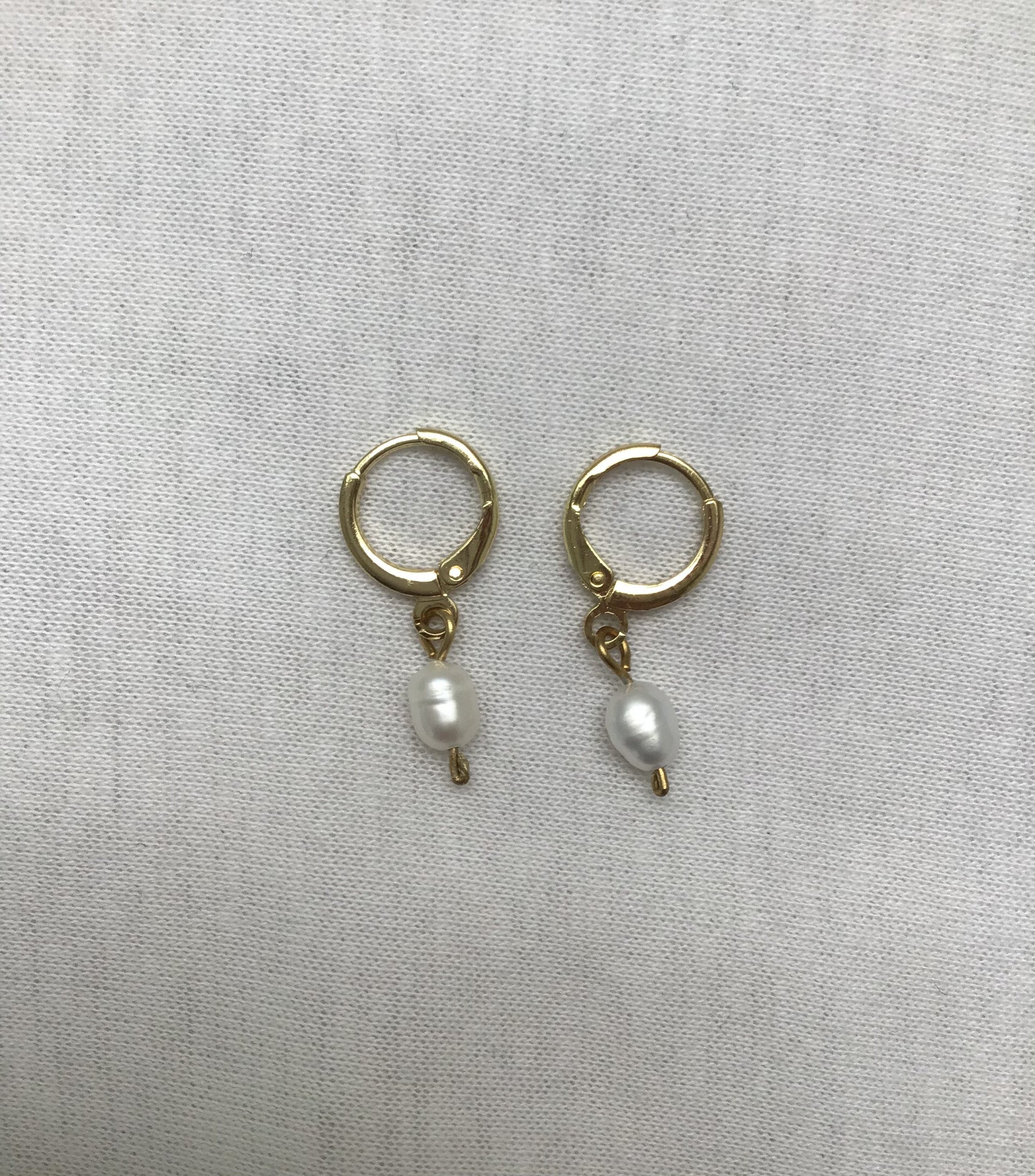 Earrings pearl