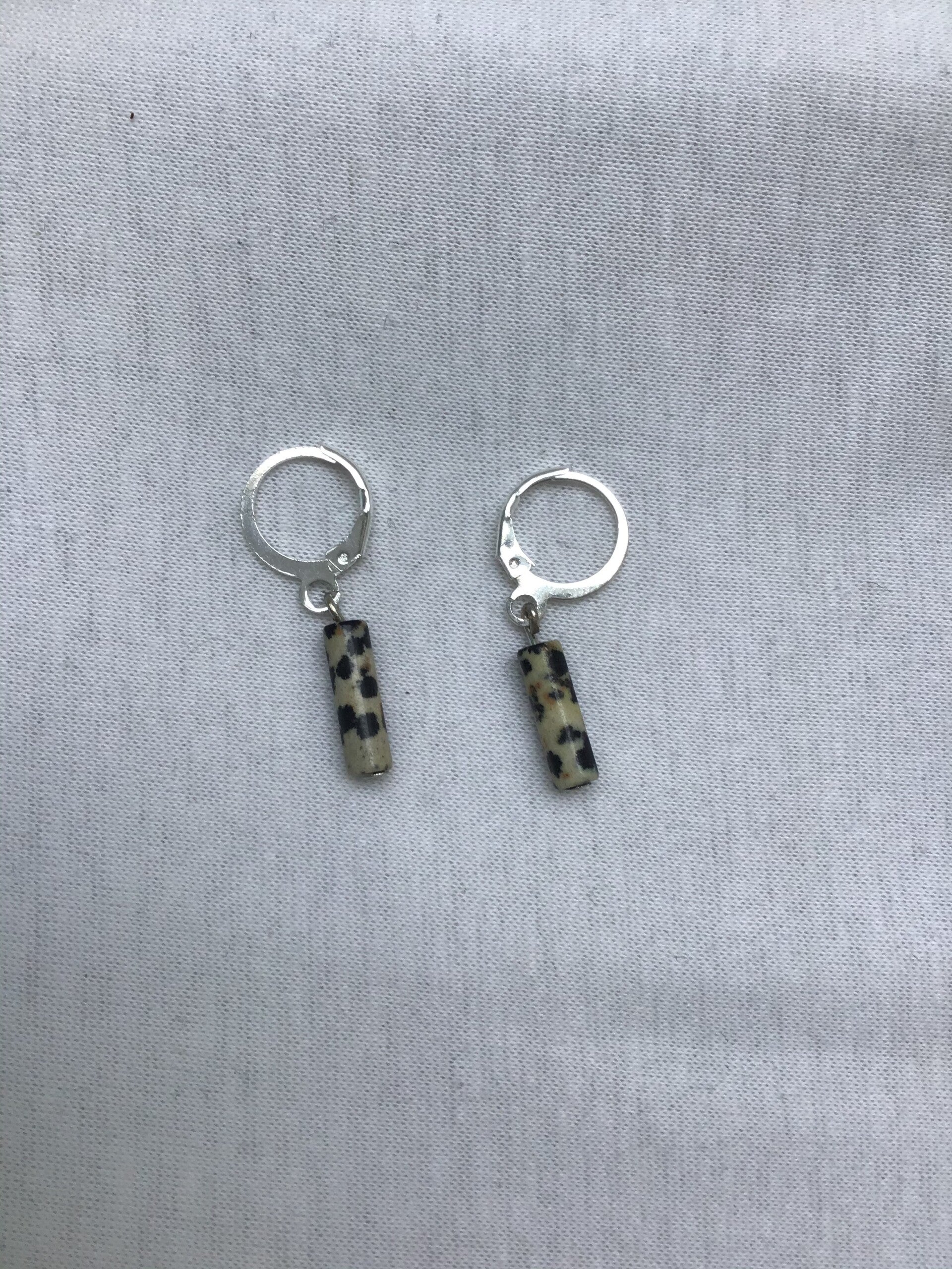 Earrings tube stone