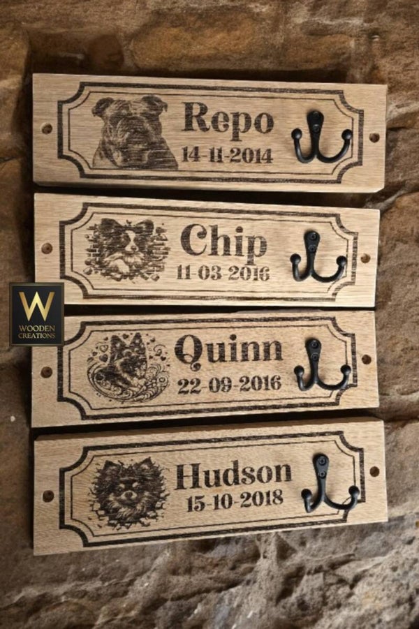 Dog lead holder in oak