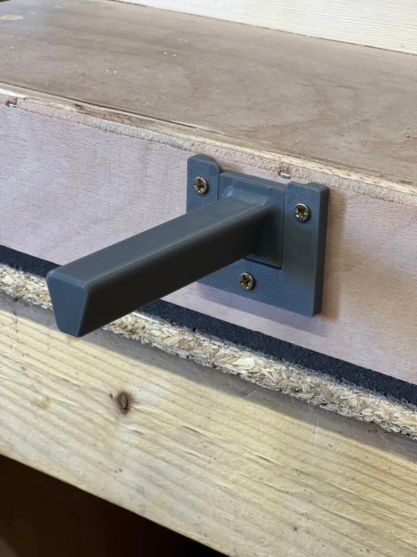 M.A.C. Lofts Exclusive | Premium Motivational Plastic Pigeon Or Small Bird Lift Off Perches