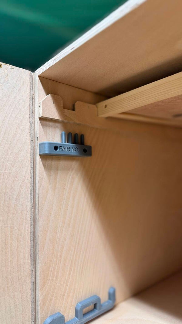 M.A.C. Lofts Exclusive | Stock Loft Pigeon Ring Organisers ©