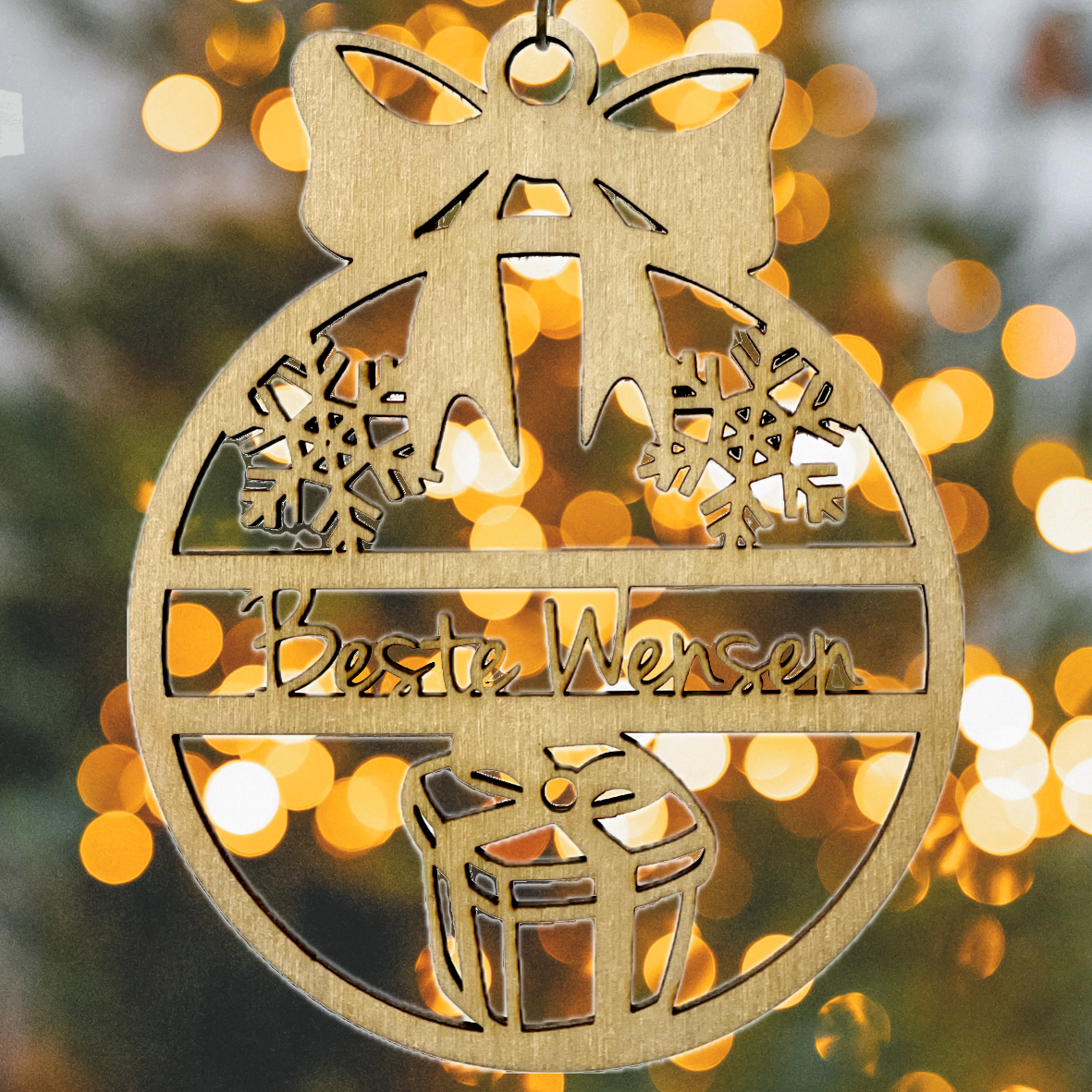 houten kerstbal Gesneden