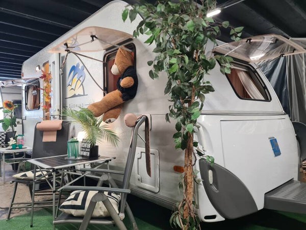 KNAUS 450 FU SUDWIND           BJ 2006