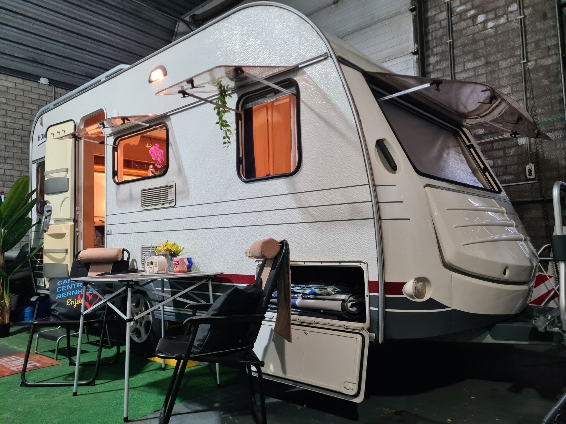 HOMECAR 43 DB RACER MET TROPHY PAKKET           BJ 2005