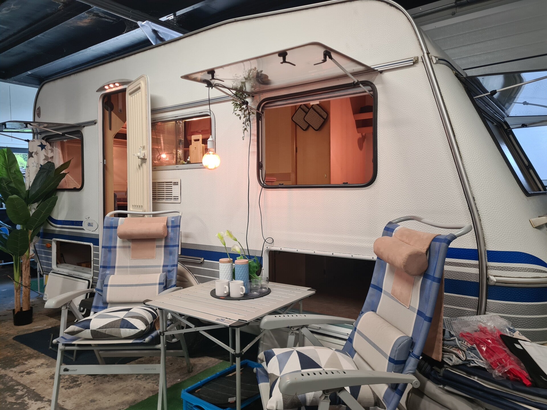 TEC 445 RD TRAVELKING    BJ 2003